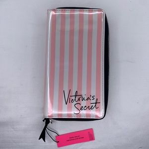 Victoria Secret | Stripe Travel Wallet